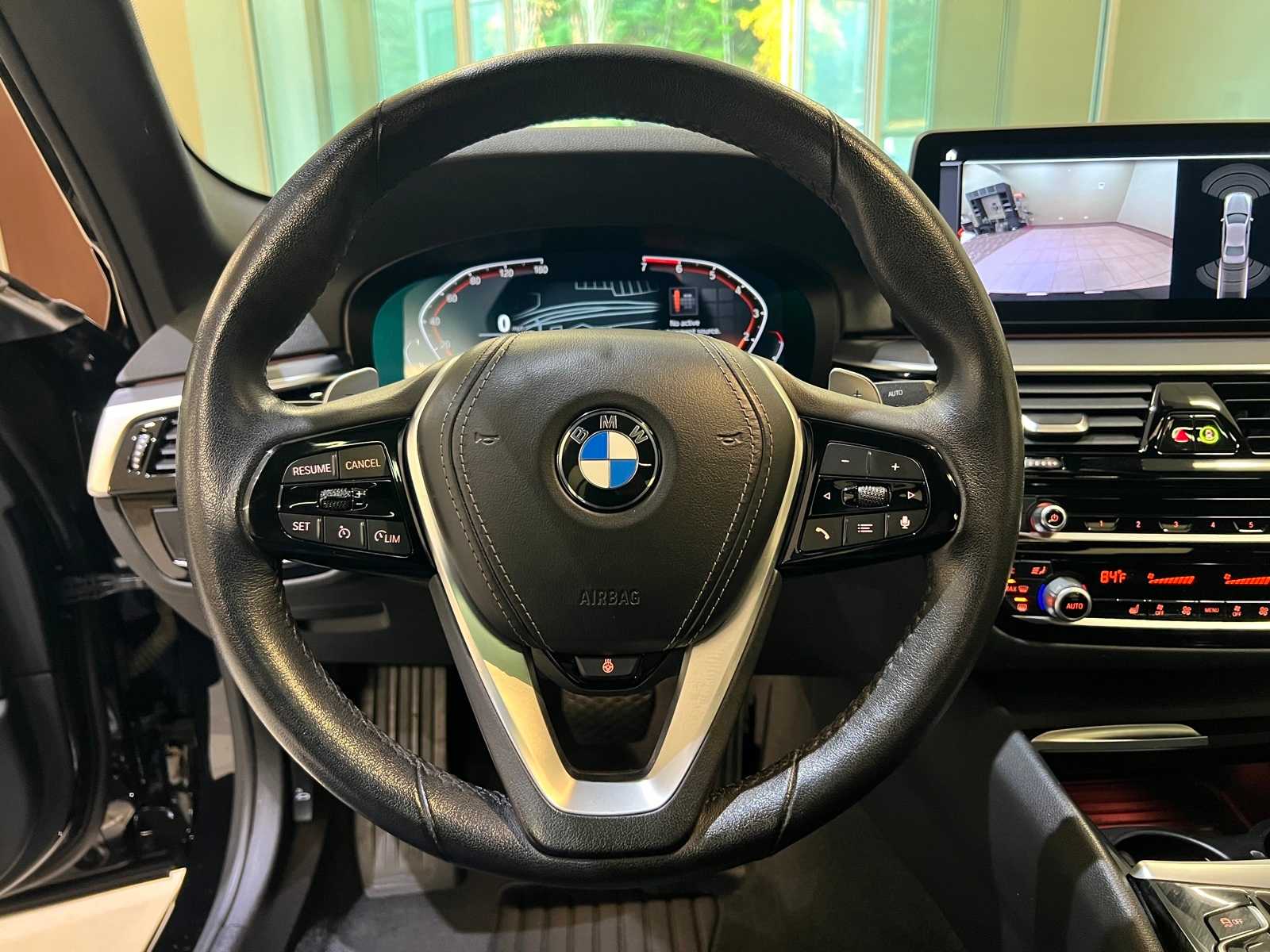 Thumbnail: 2022 BMW 5 Series - 19