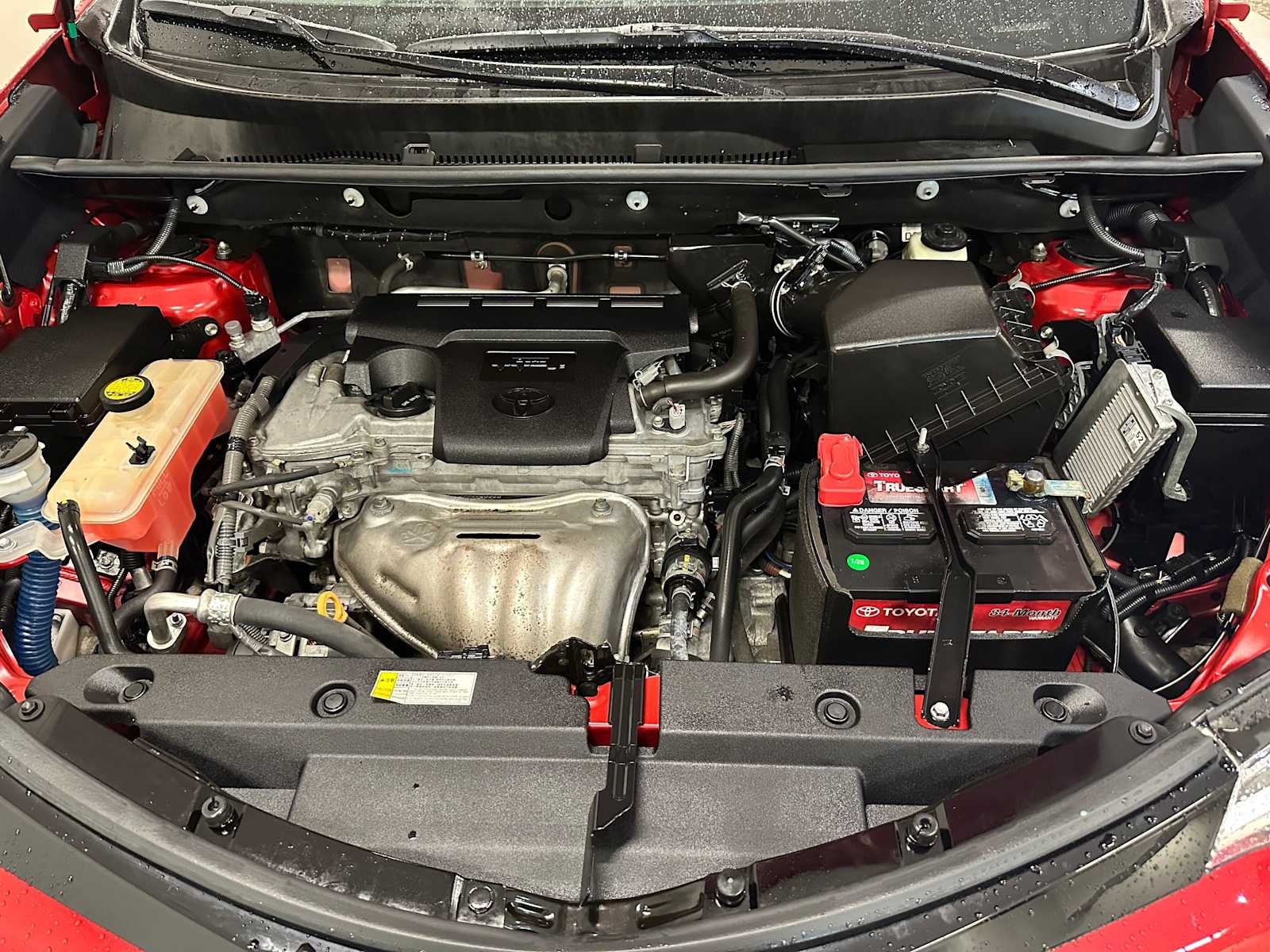 Thumbnail: 2016 Toyota RAV4 - 9