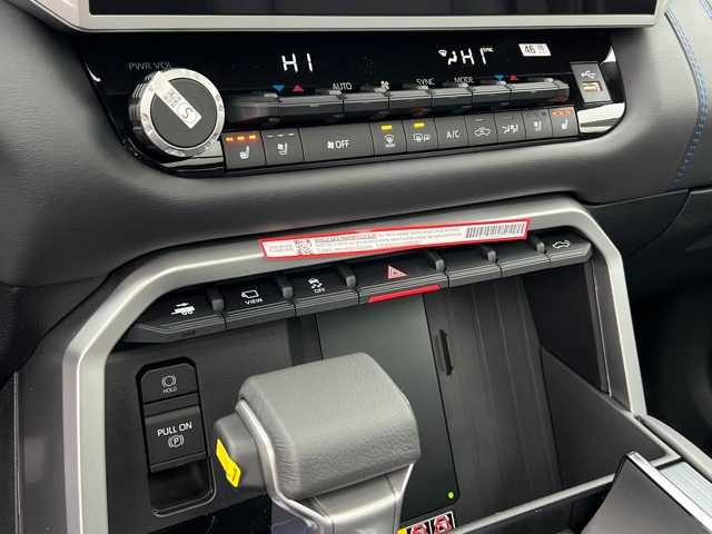 Thumbnail: 2025 Toyota Tundra - 24