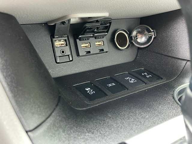 Thumbnail: 2019 Toyota Highlander - 23