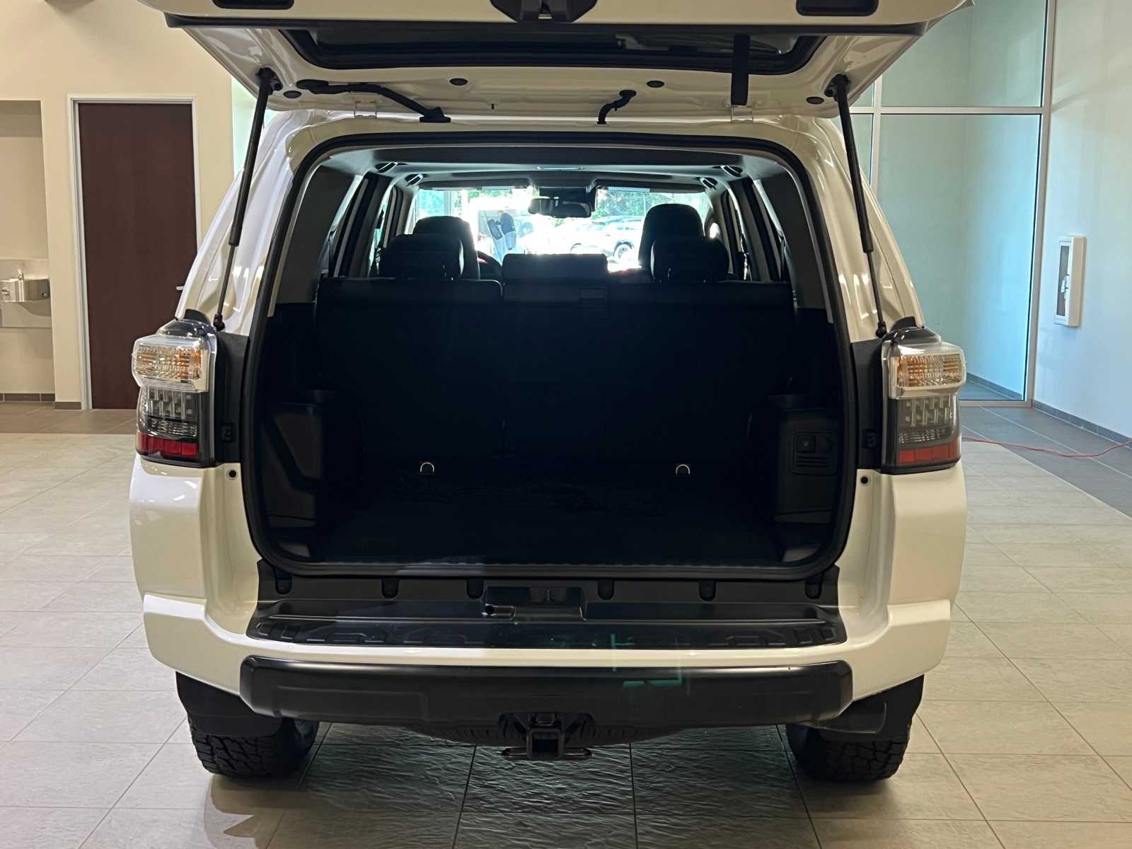 Thumbnail: 2024 Toyota 4Runner - 31