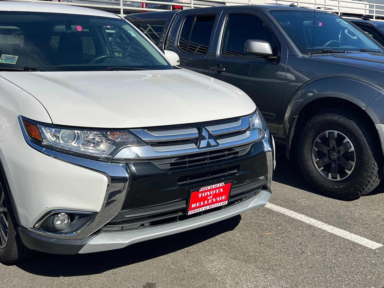 Thumbnail: 2018 Mitsubishi Outlander - 4