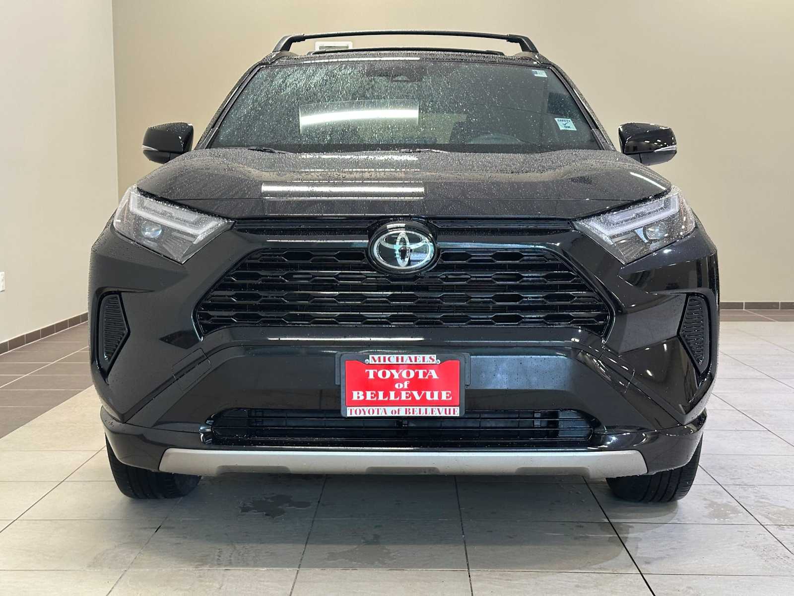 Thumbnail: 2025 Toyota RAV4 - 6