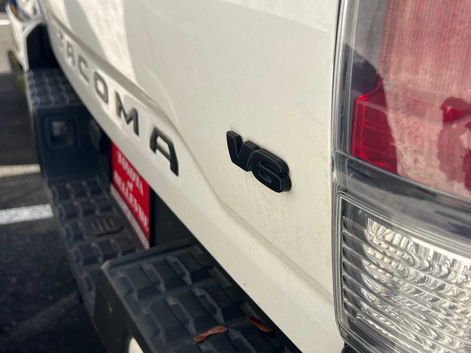 Thumbnail: 2020 Toyota Tacoma - 9