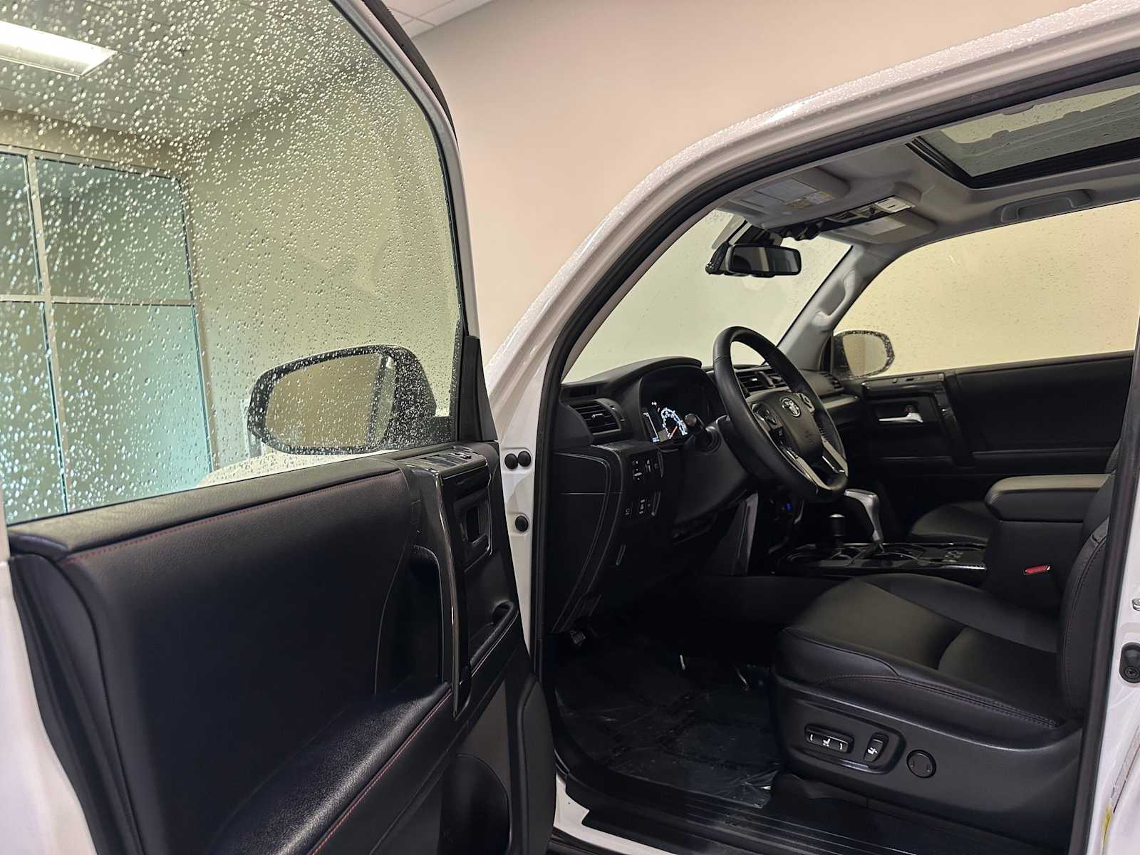 Thumbnail: 2023 Toyota 4Runner - 23