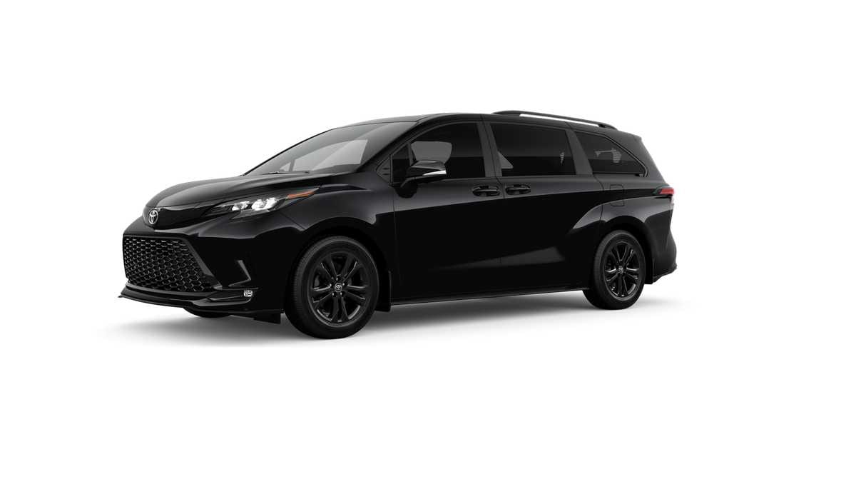 Thumbnail: 2026 Toyota Sienna - 2