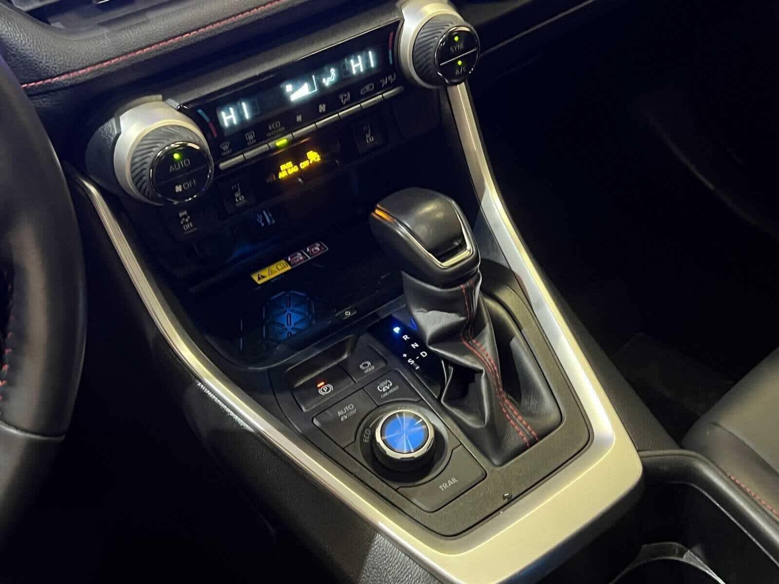 Thumbnail: 2024 Toyota RAV4 - 23