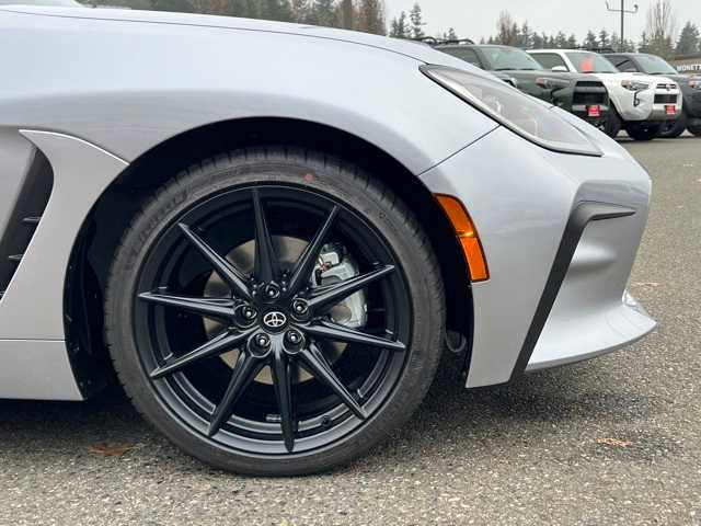 Thumbnail: 2025 Toyota GR86 - 7