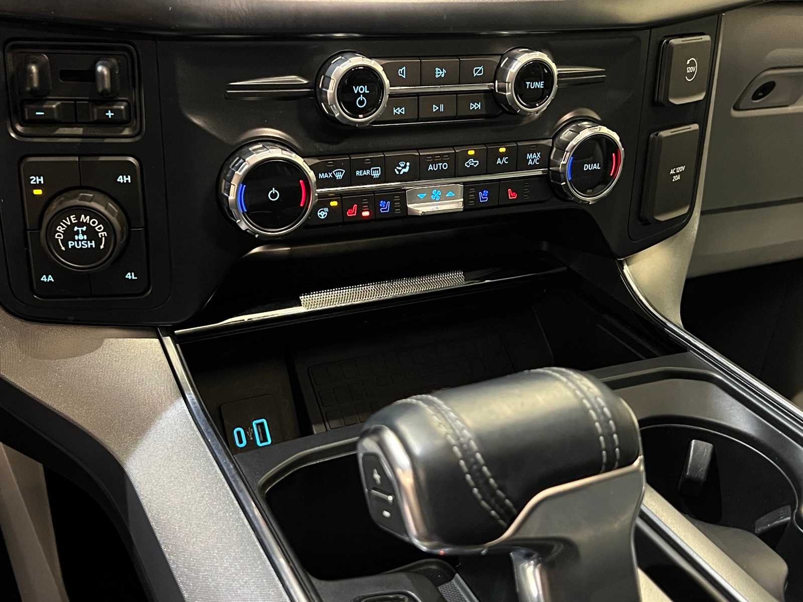 Thumbnail: 2022 Ford F-150 - 24