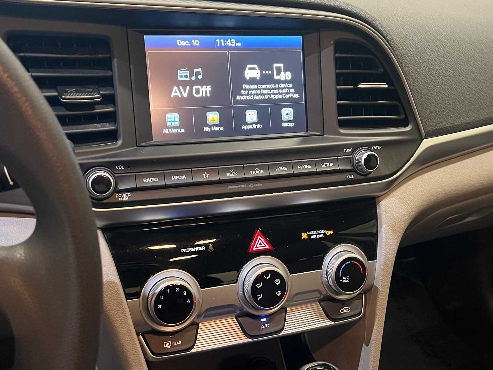 Thumbnail: 2019 Hyundai Elantra - 23