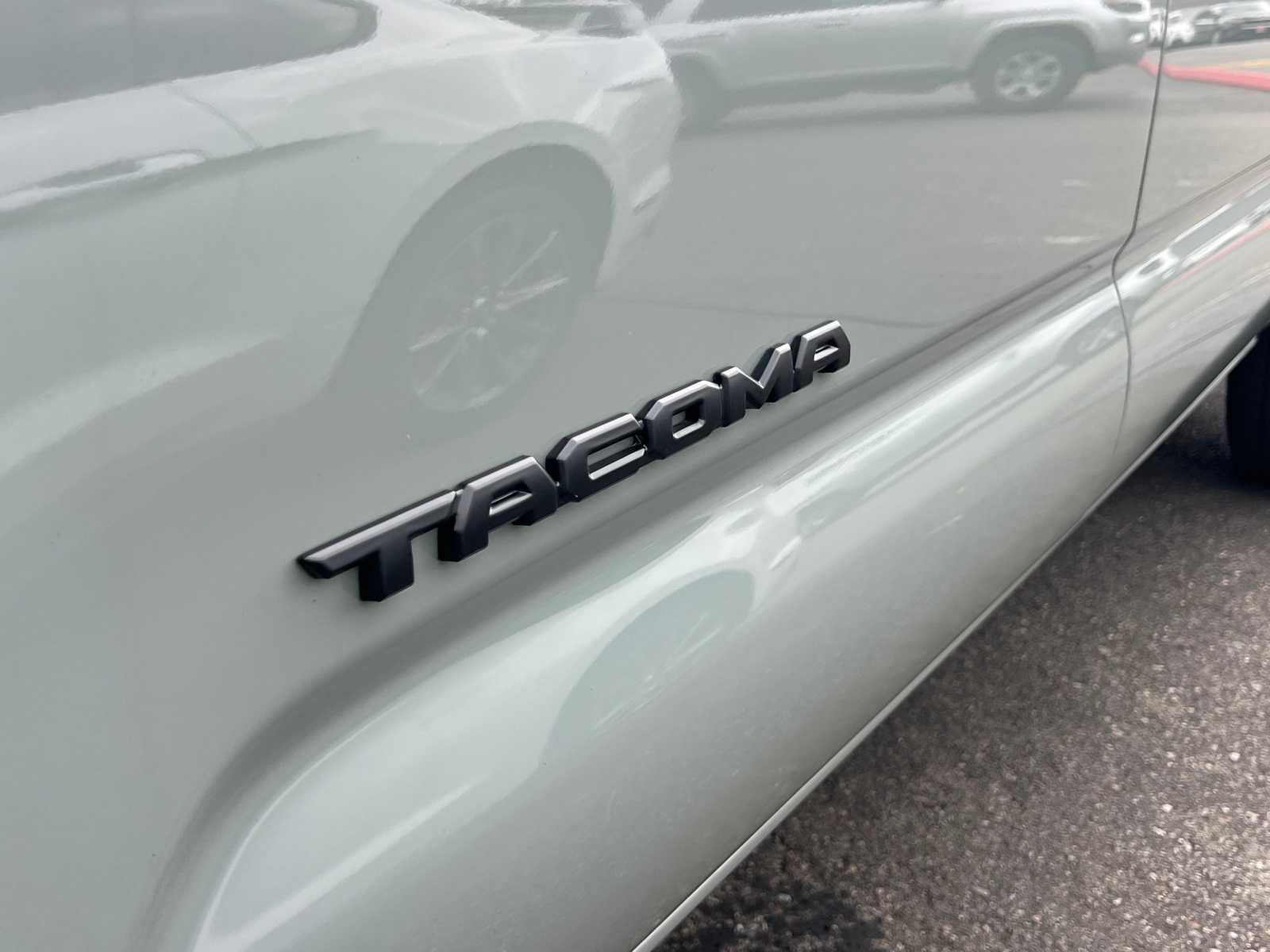 Thumbnail: 2023 Toyota Tacoma - 4