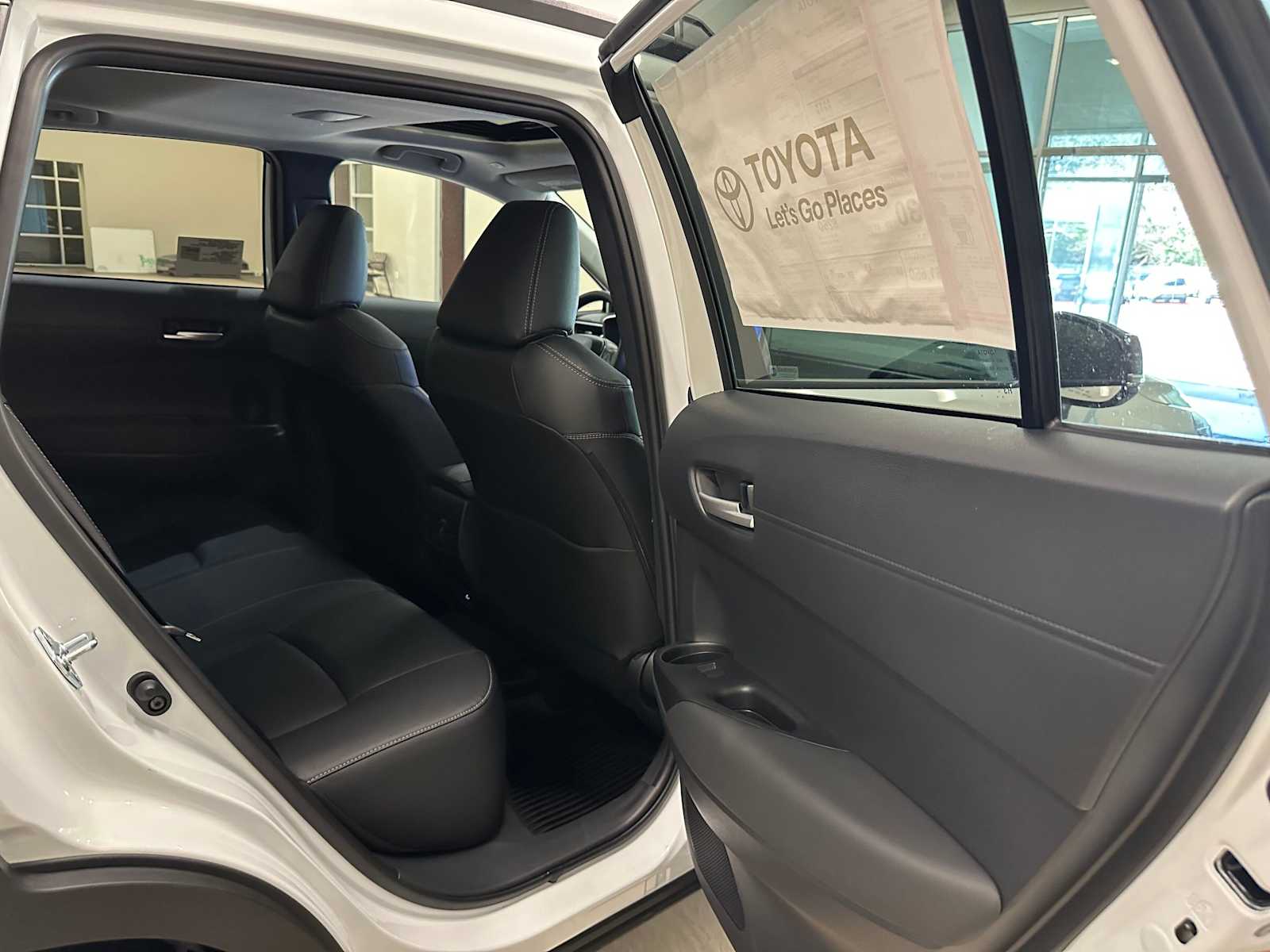 Thumbnail: 2026 Toyota Corolla Cross - 26