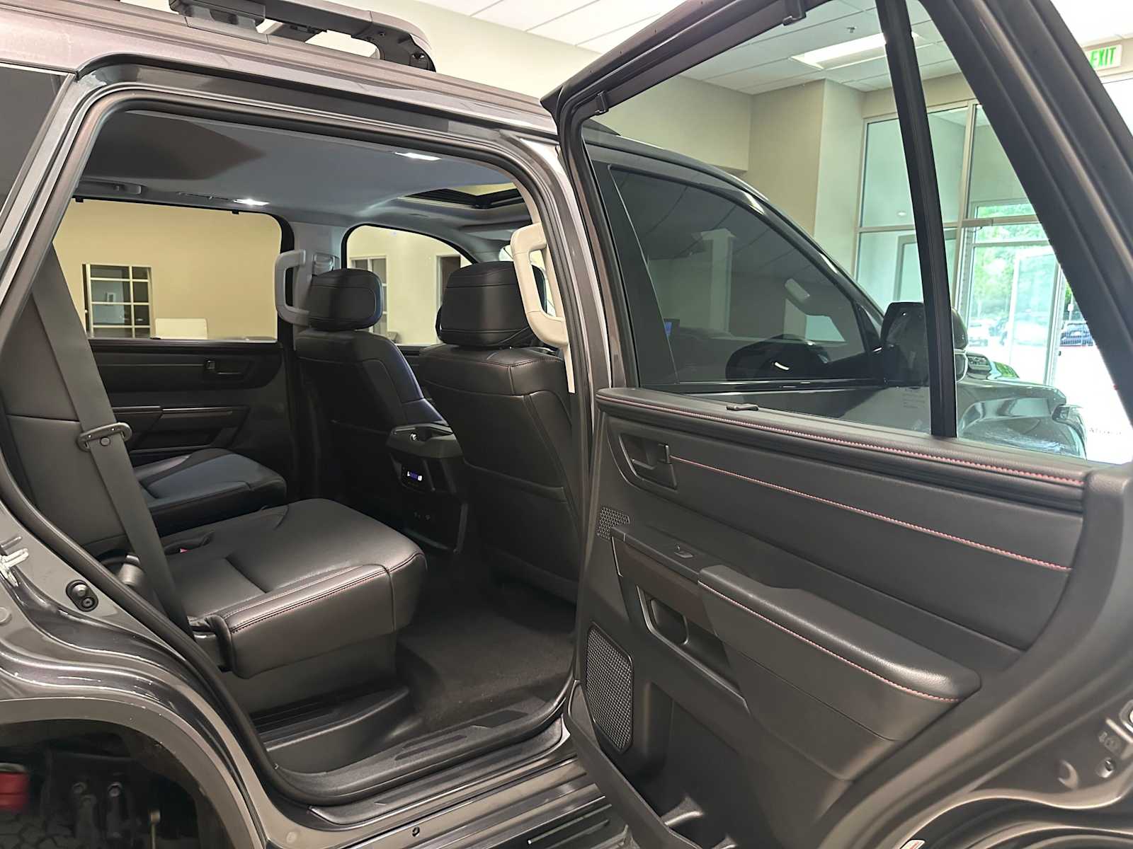 Thumbnail: 2023 Toyota Sequoia - 27