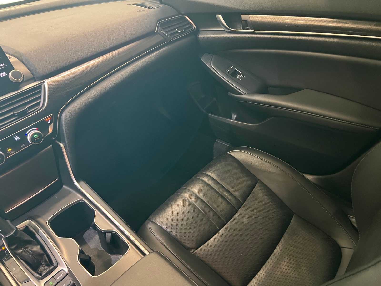 Thumbnail: 2022 Honda Accord - 11