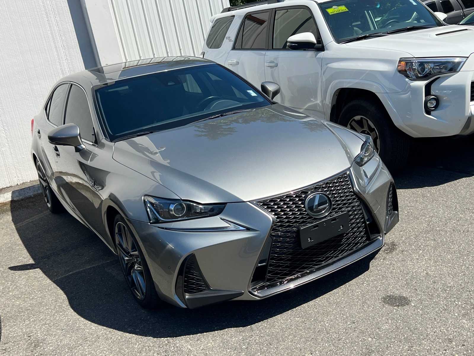 Thumbnail: 2020 Lexus IS - 3