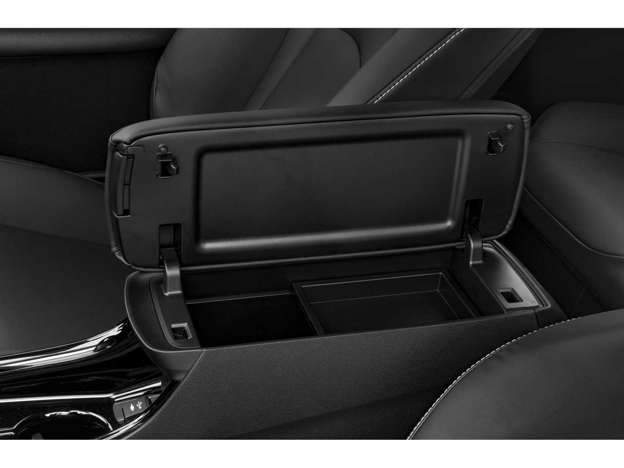 Thumbnail: 2020 Toyota Prius Prime - 10