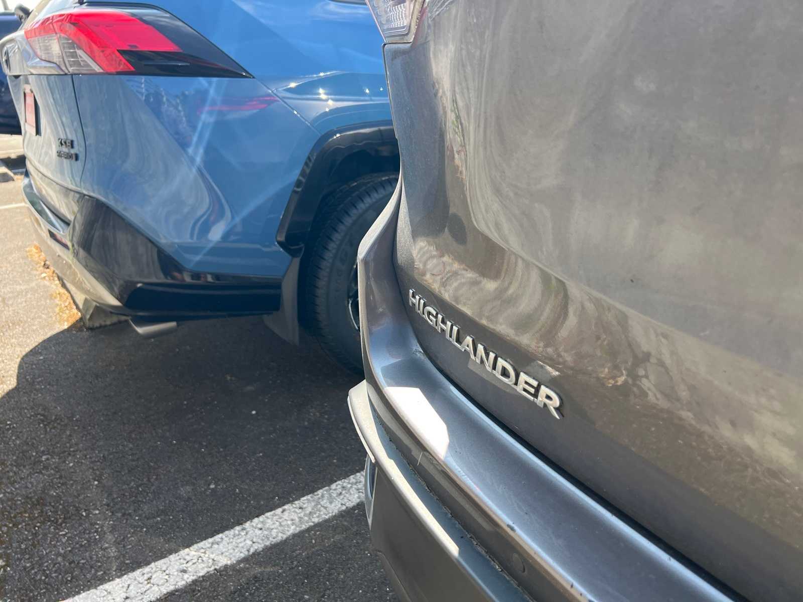 Thumbnail: 2019 Toyota Highlander - 7