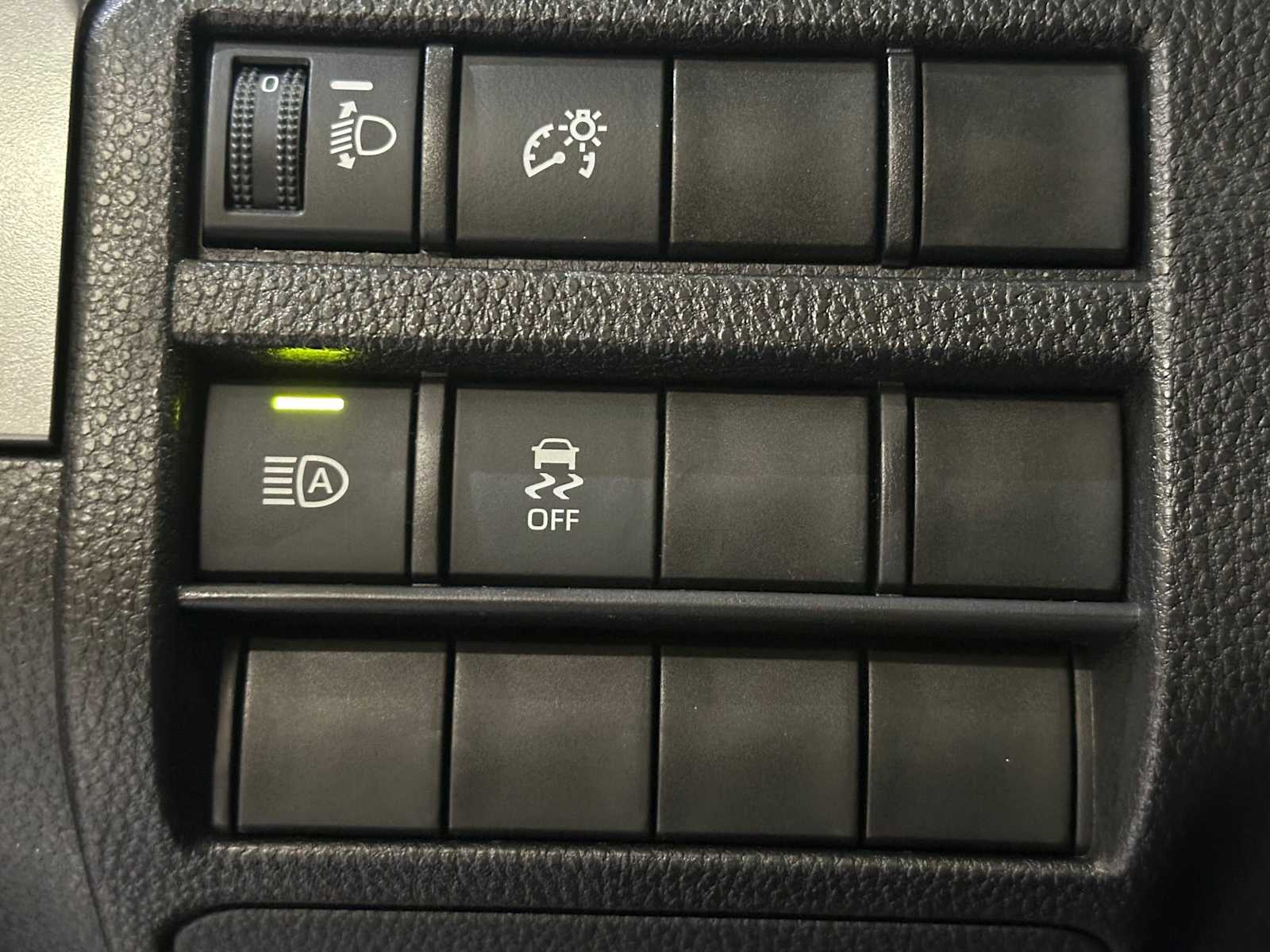 Thumbnail: 2026 Toyota Tacoma - 18