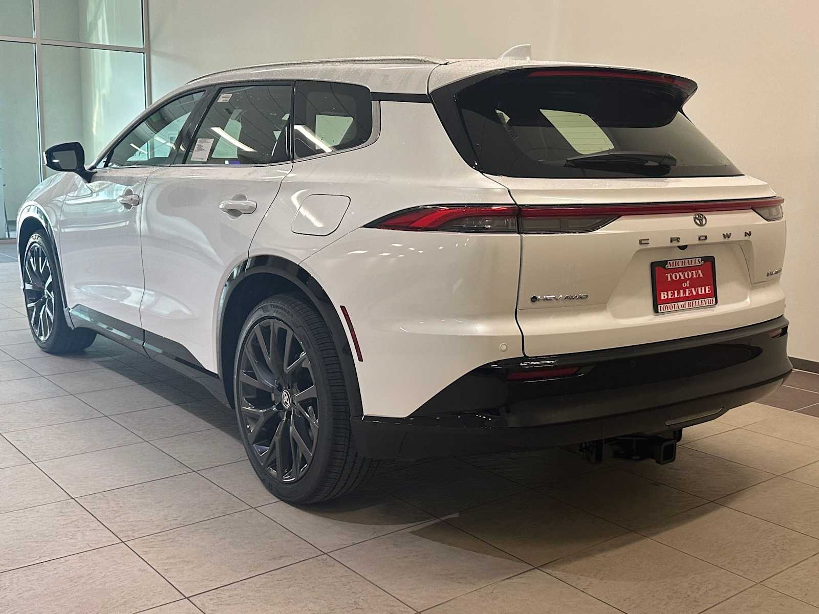 Thumbnail: 2026 Toyota Crown Signia - 4