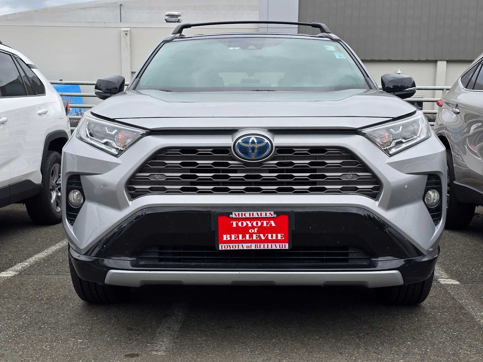 Thumbnail: 2020 Toyota RAV4 - 2