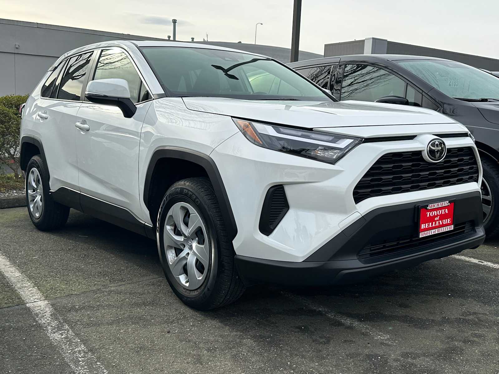 Thumbnail: 2025 Toyota RAV4 - 3