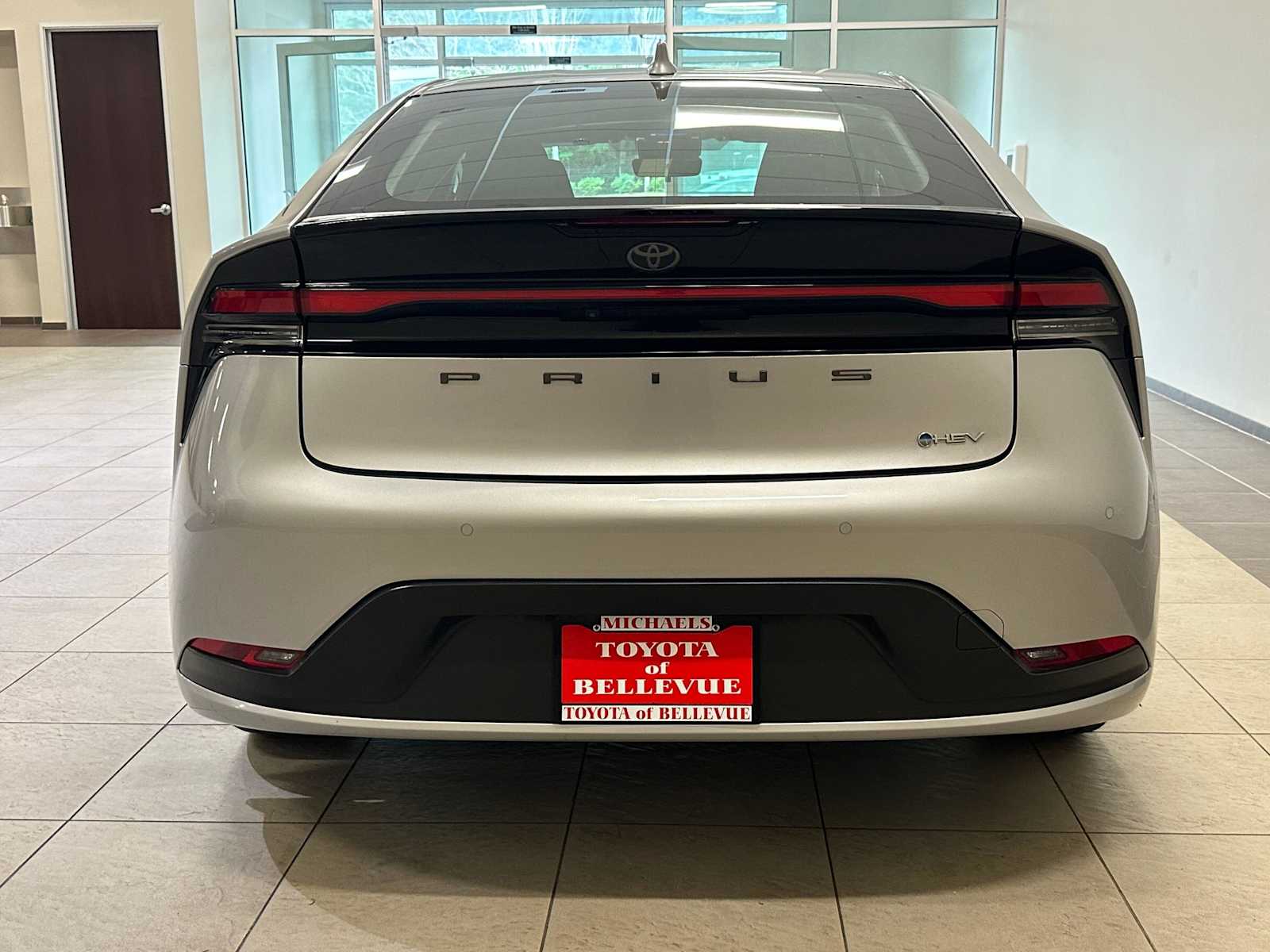 Thumbnail: 2024 Toyota Prius - 5