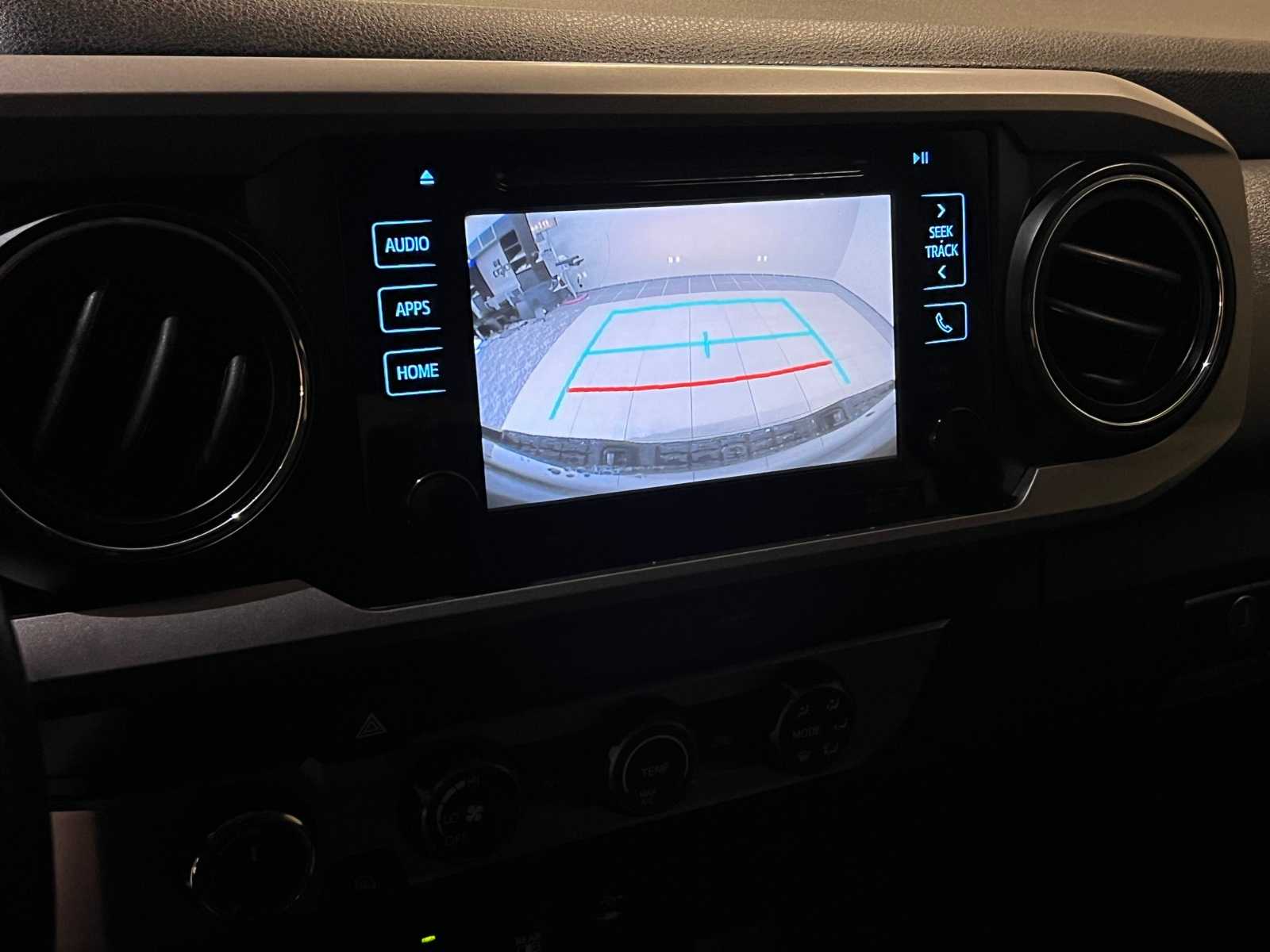 Thumbnail: 2019 Toyota Tacoma - 26