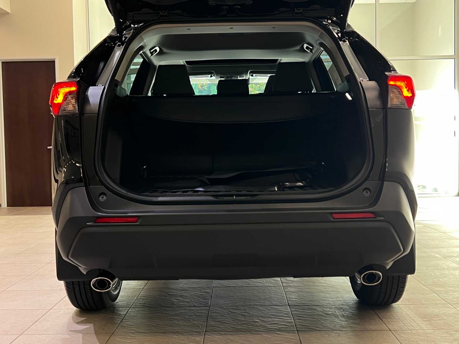 Thumbnail: 2025 Toyota RAV4 - 30