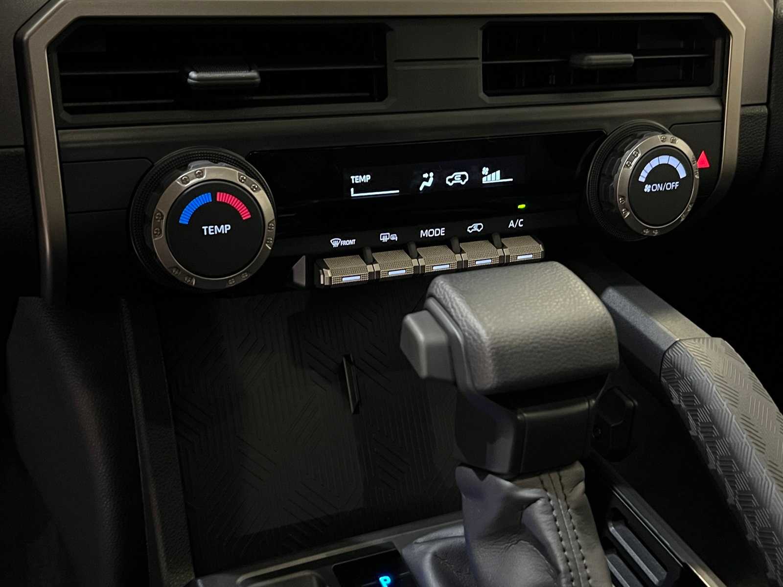 Thumbnail: 2025 Toyota 4Runner - 16