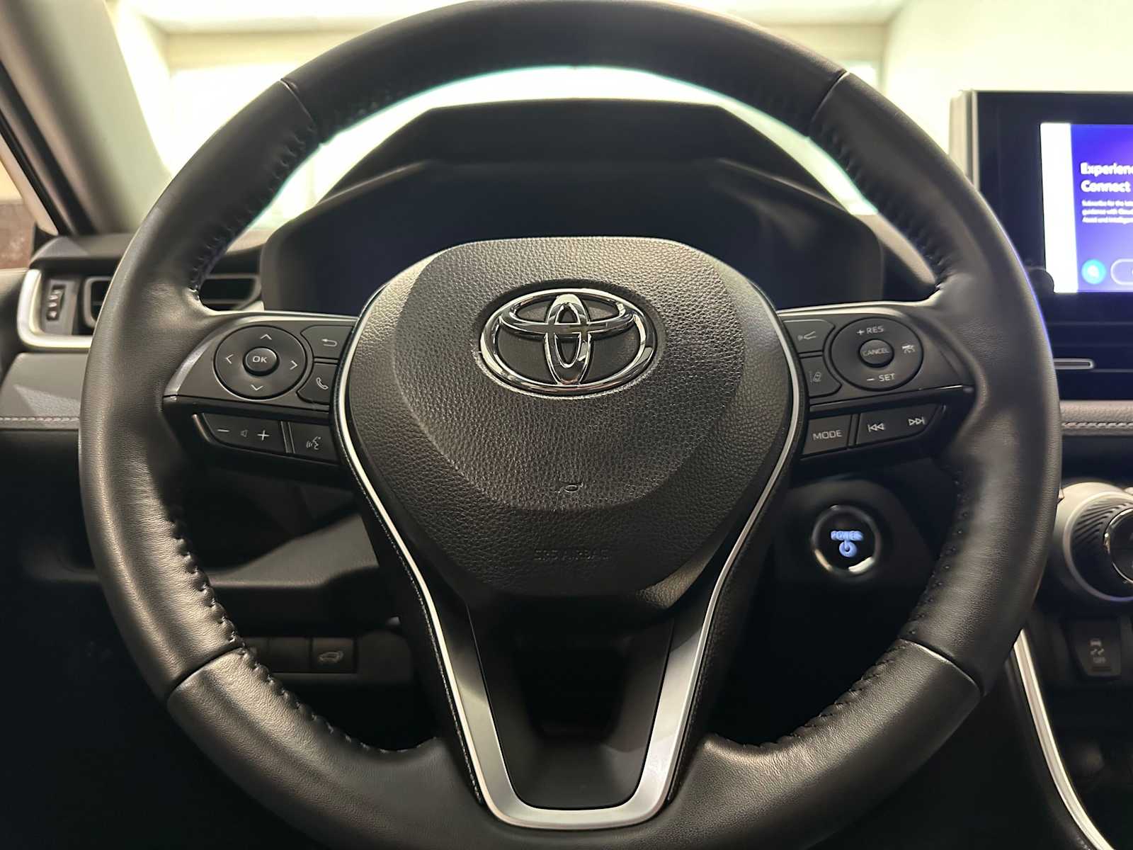 Thumbnail: 2023 Toyota RAV4 - 11