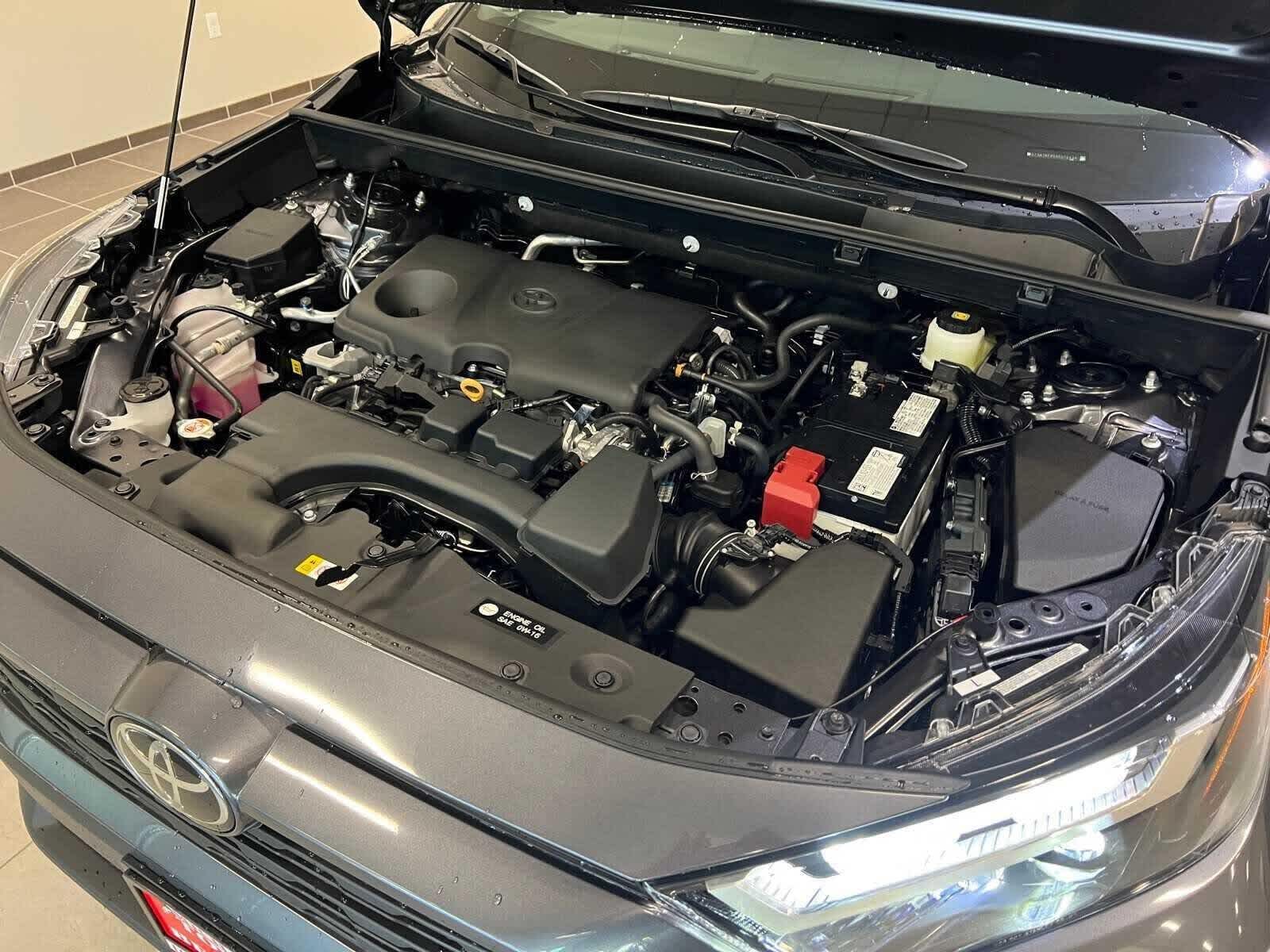 Thumbnail: 2025 Toyota RAV4 - 9