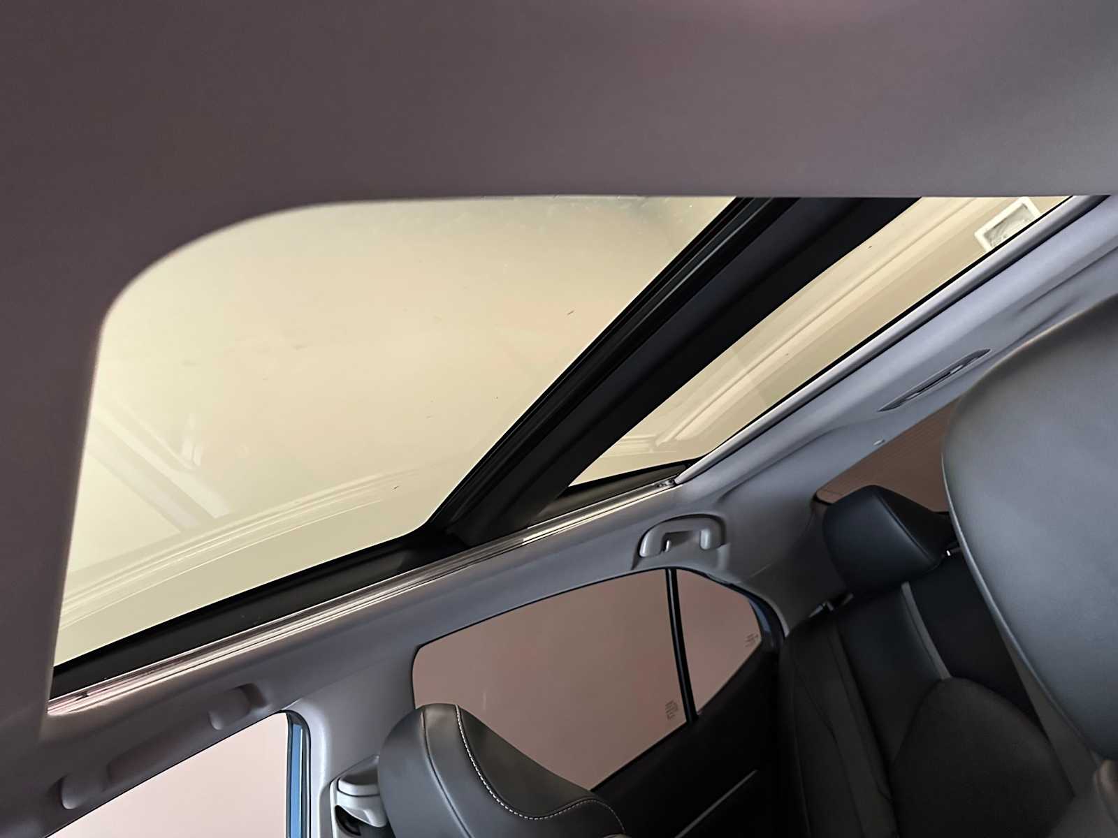 Thumbnail: 2023 Toyota Camry - 23