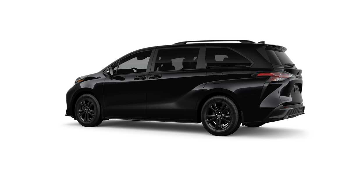 Thumbnail: 2026 Toyota Sienna - 5