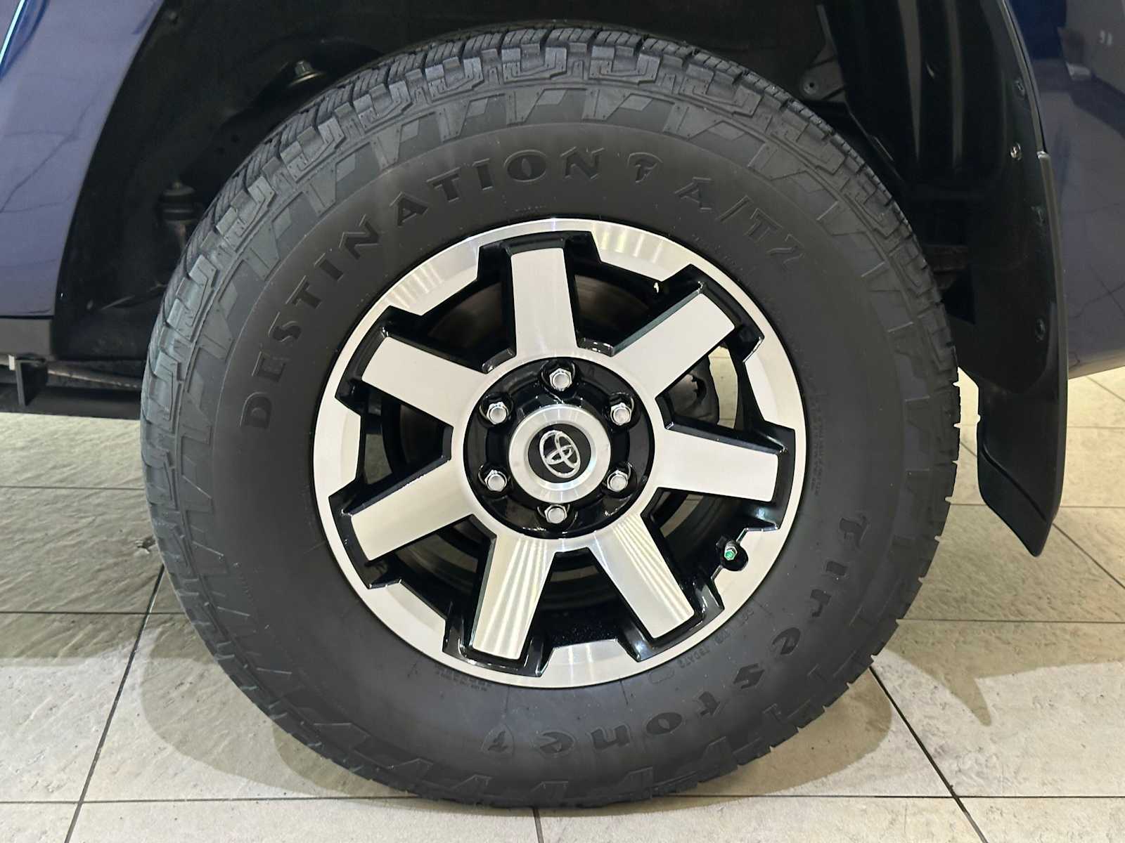 Thumbnail: 2021 Toyota 4Runner - 9