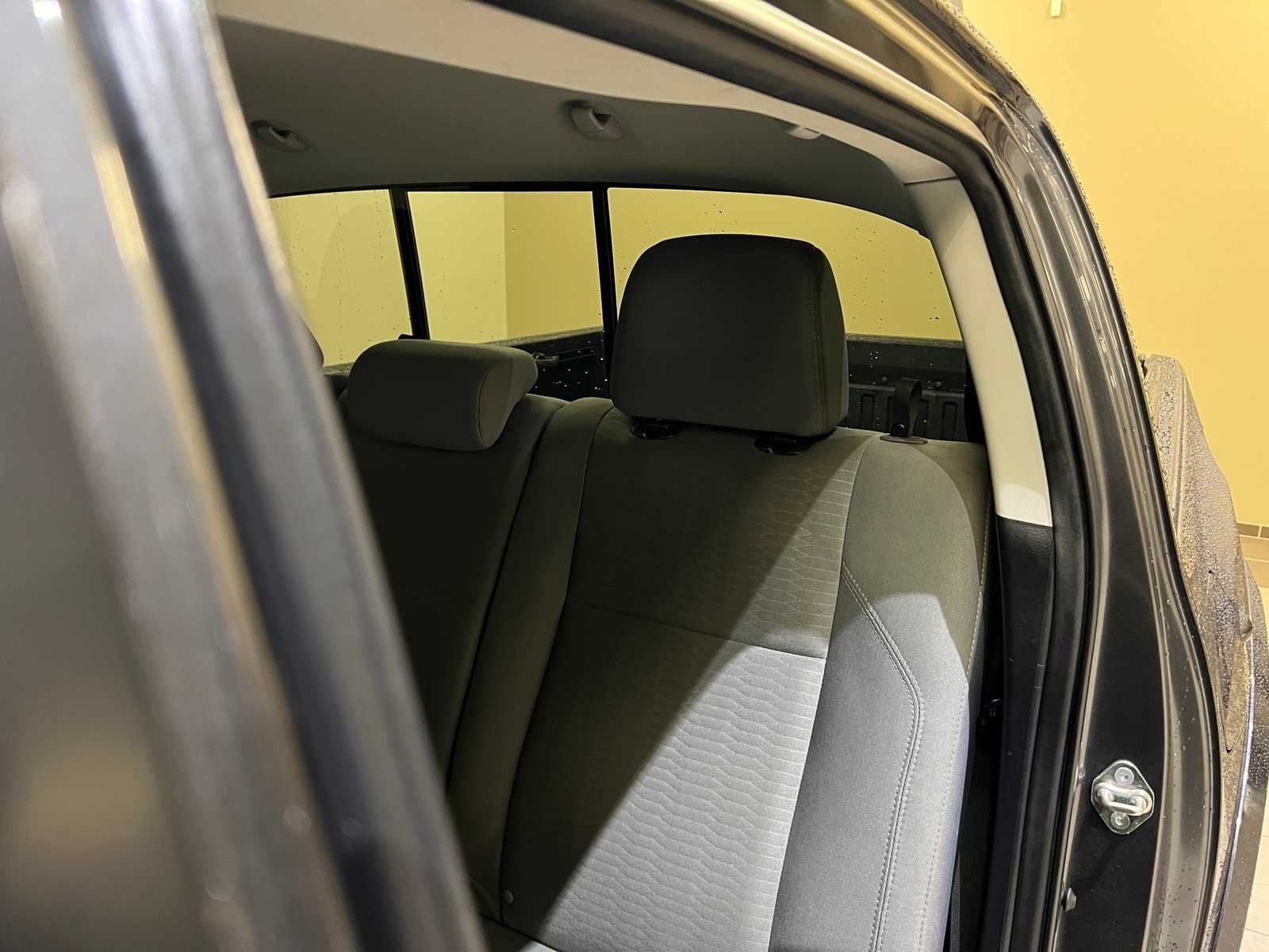 Thumbnail: 2019 Toyota Tacoma - 13