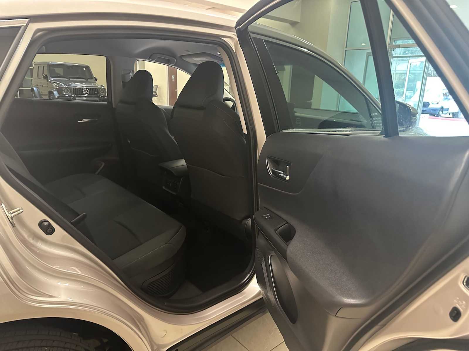 Thumbnail: 2024 Toyota Venza - 26