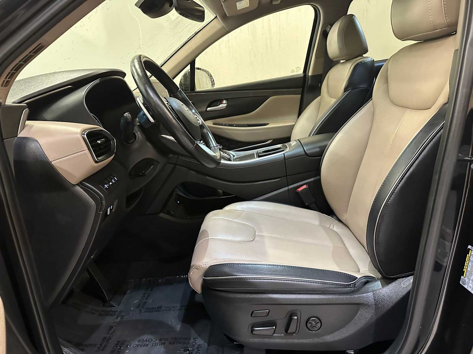 Thumbnail: 2023 Hyundai Santa Fe - 20