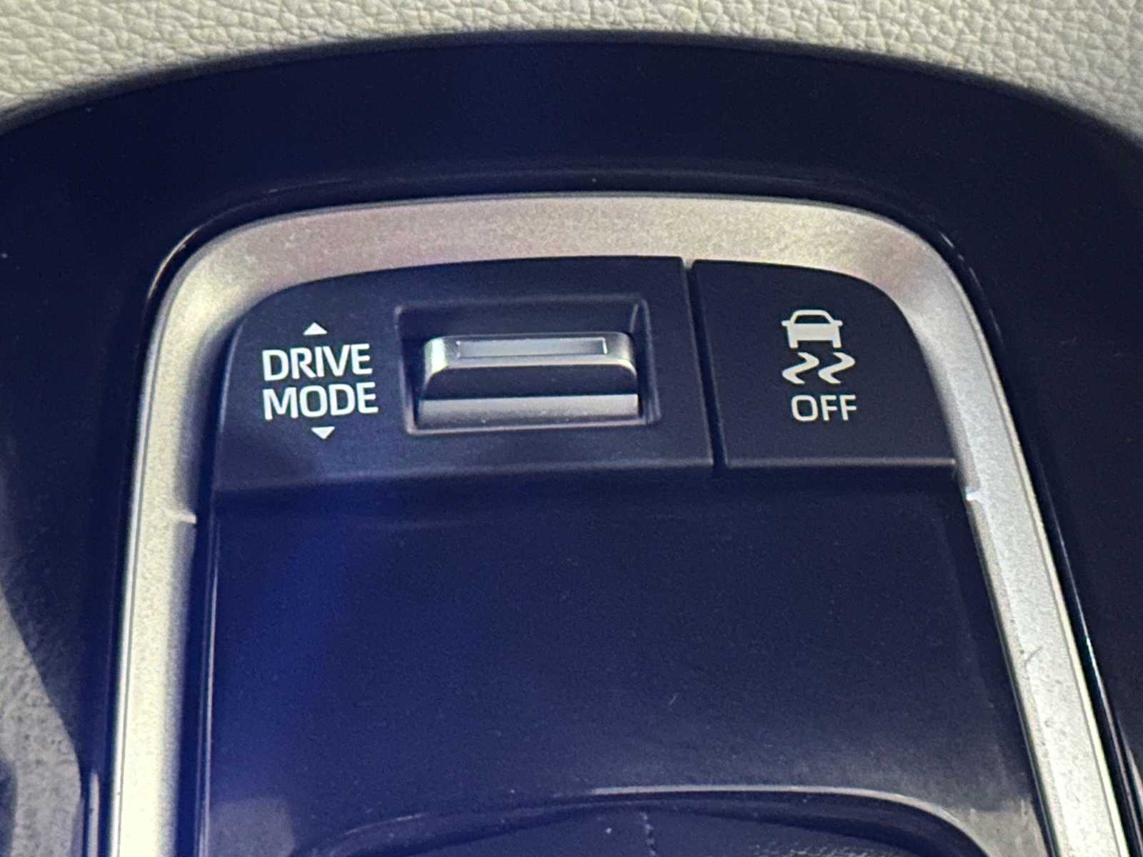 Thumbnail: 2023 Toyota Corolla - 17