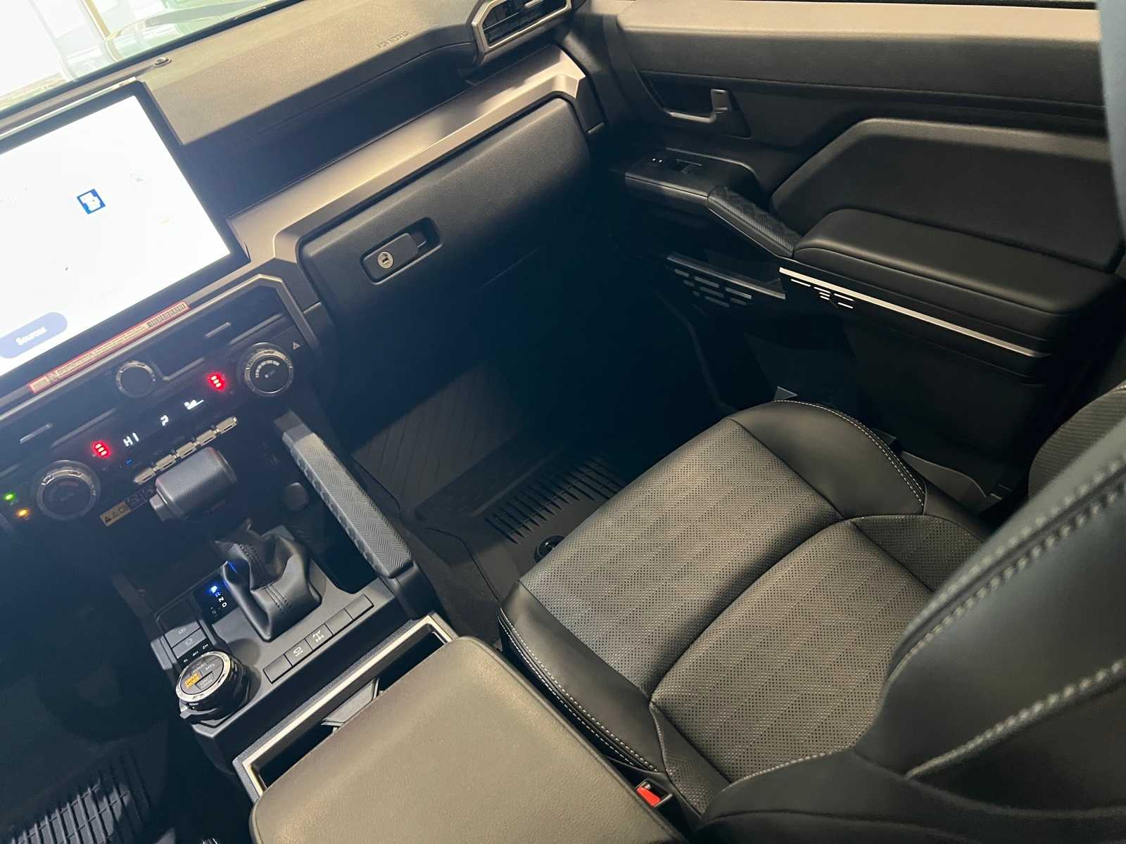 Thumbnail: 2025 Toyota 4Runner - 10