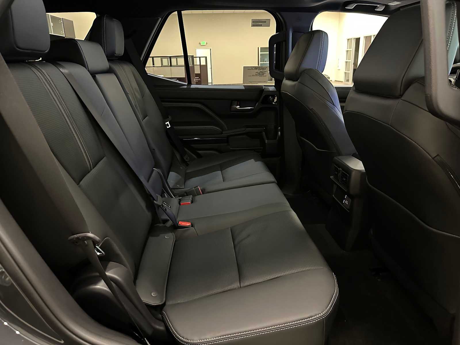 Thumbnail: 2026 Toyota 4Runner - 26