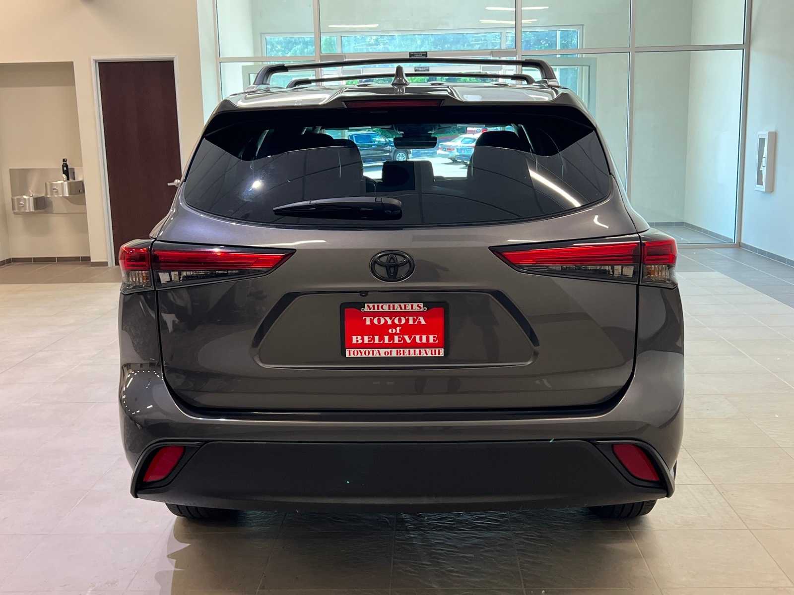 2022 Toyota Highlander XLE 5