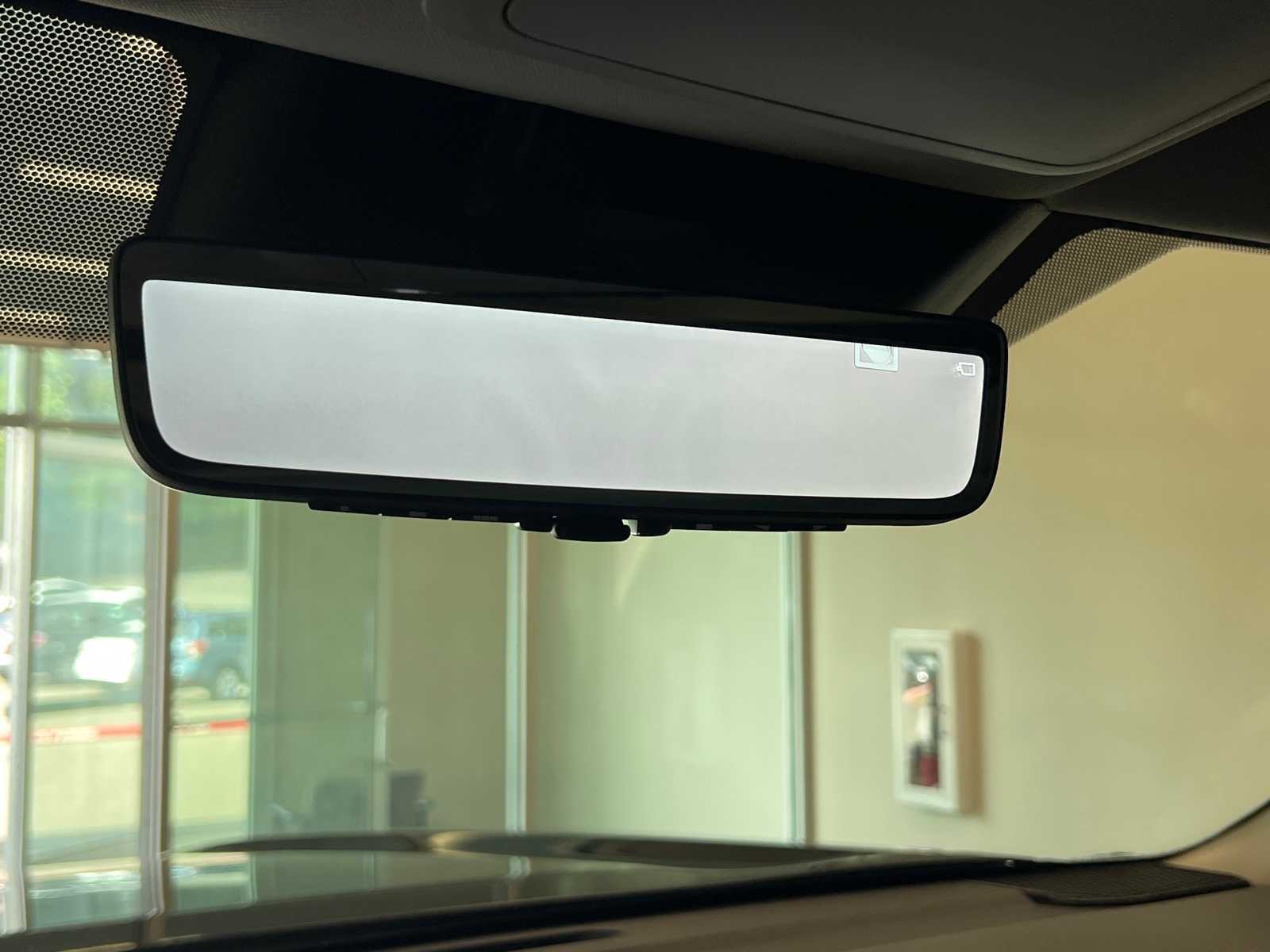 Thumbnail: 2022 Toyota Tundra - 29