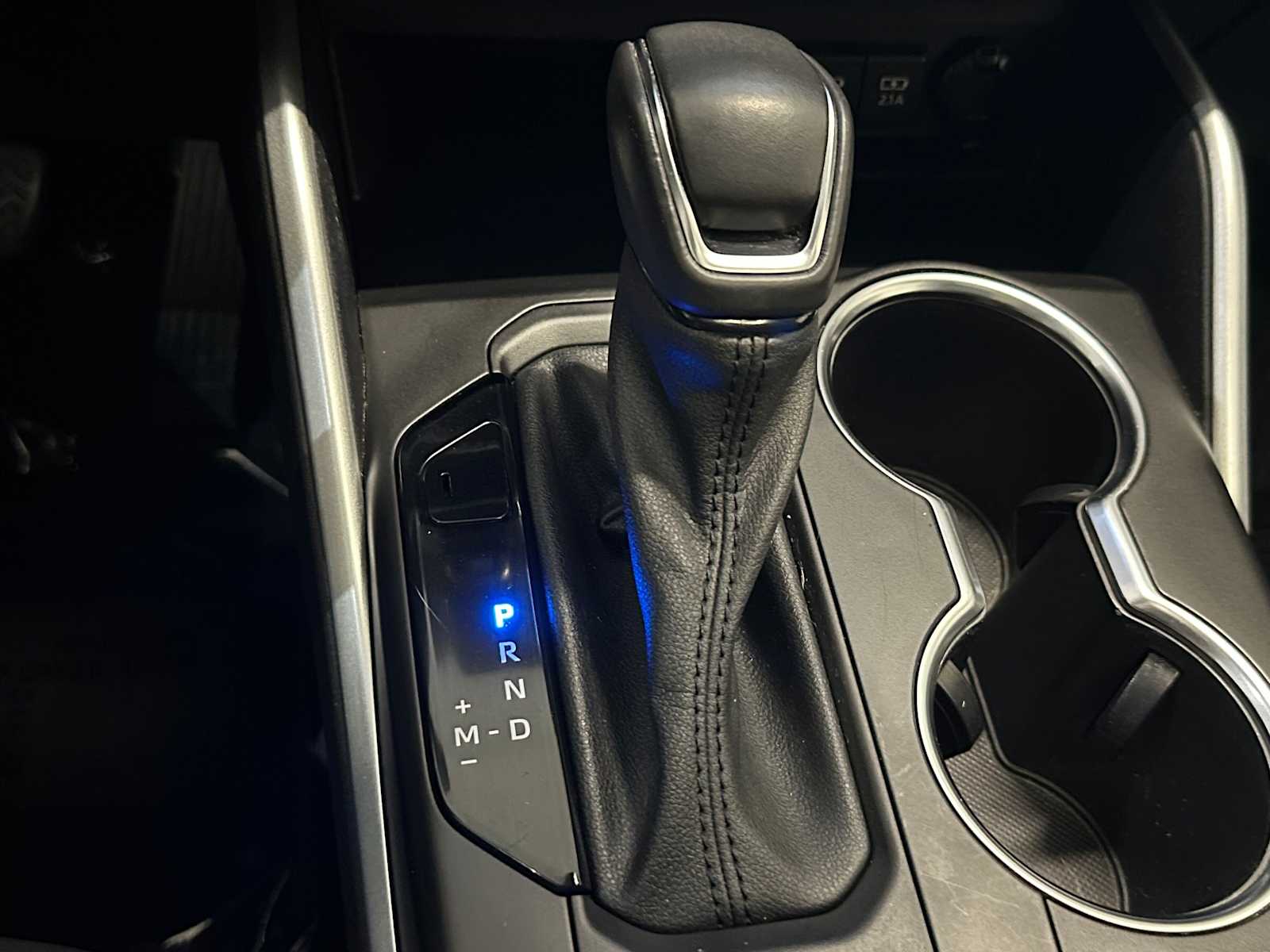 Thumbnail: 2021 Toyota Highlander - 14
