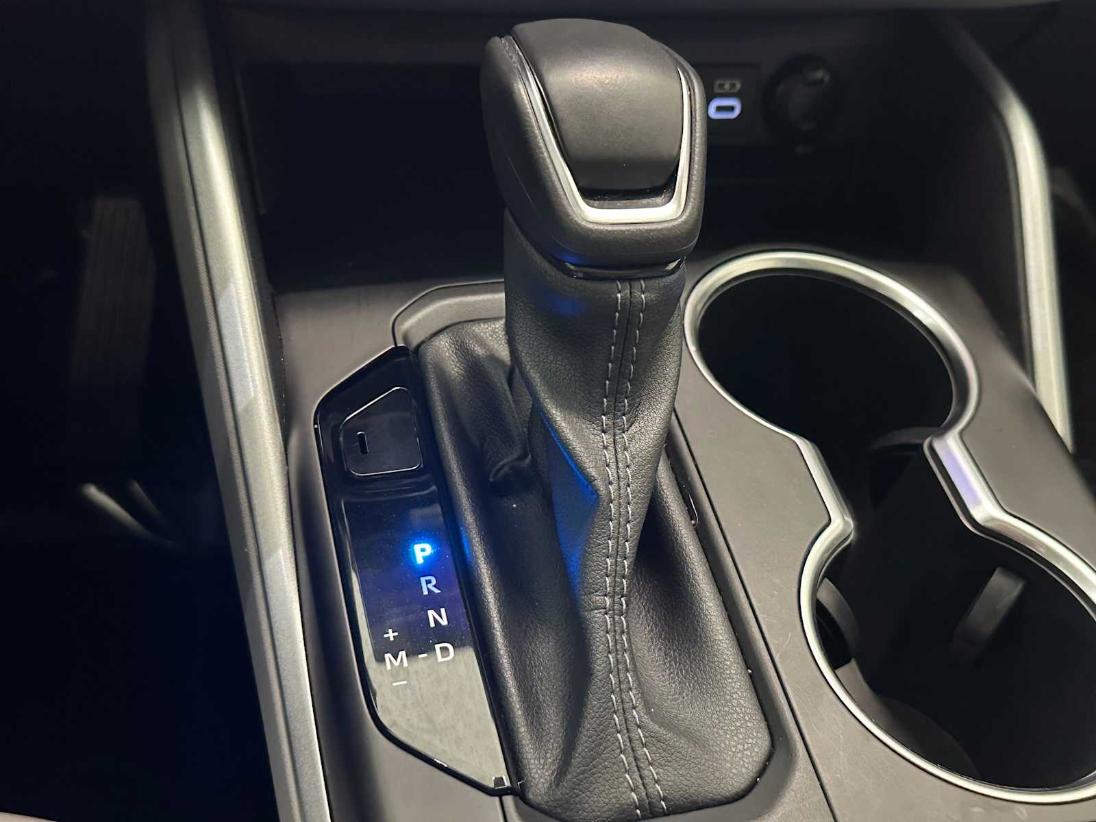 Thumbnail: 2023 Toyota Highlander - 15