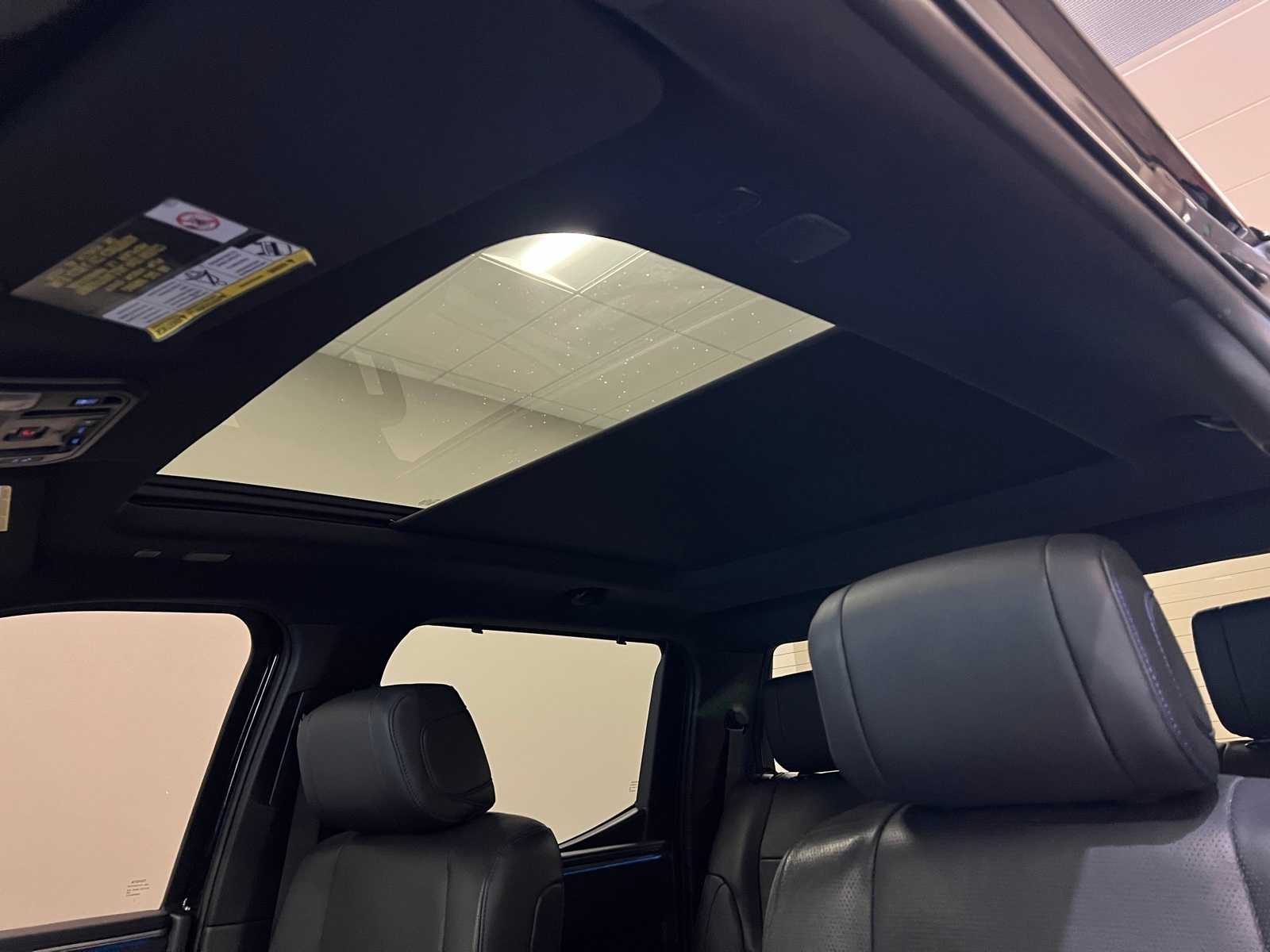 Thumbnail: 2023 Toyota Tundra - 17