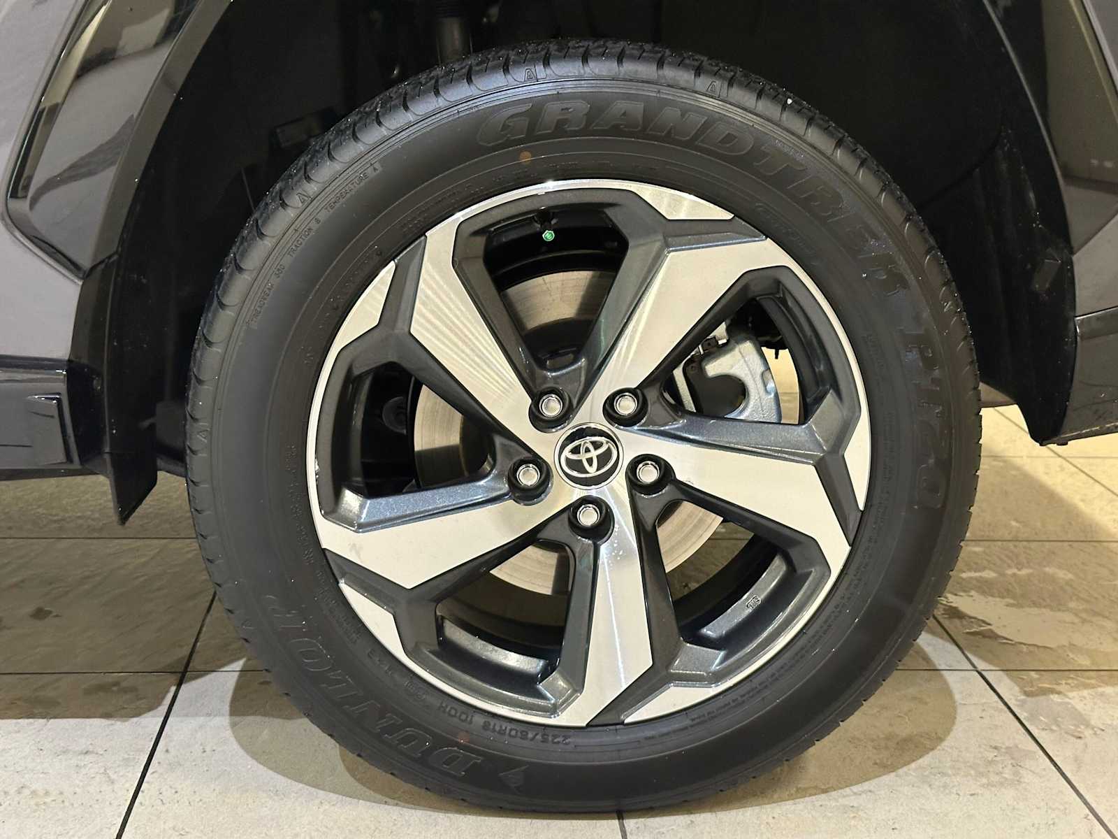 Thumbnail: 2024 Toyota RAV4 - 8