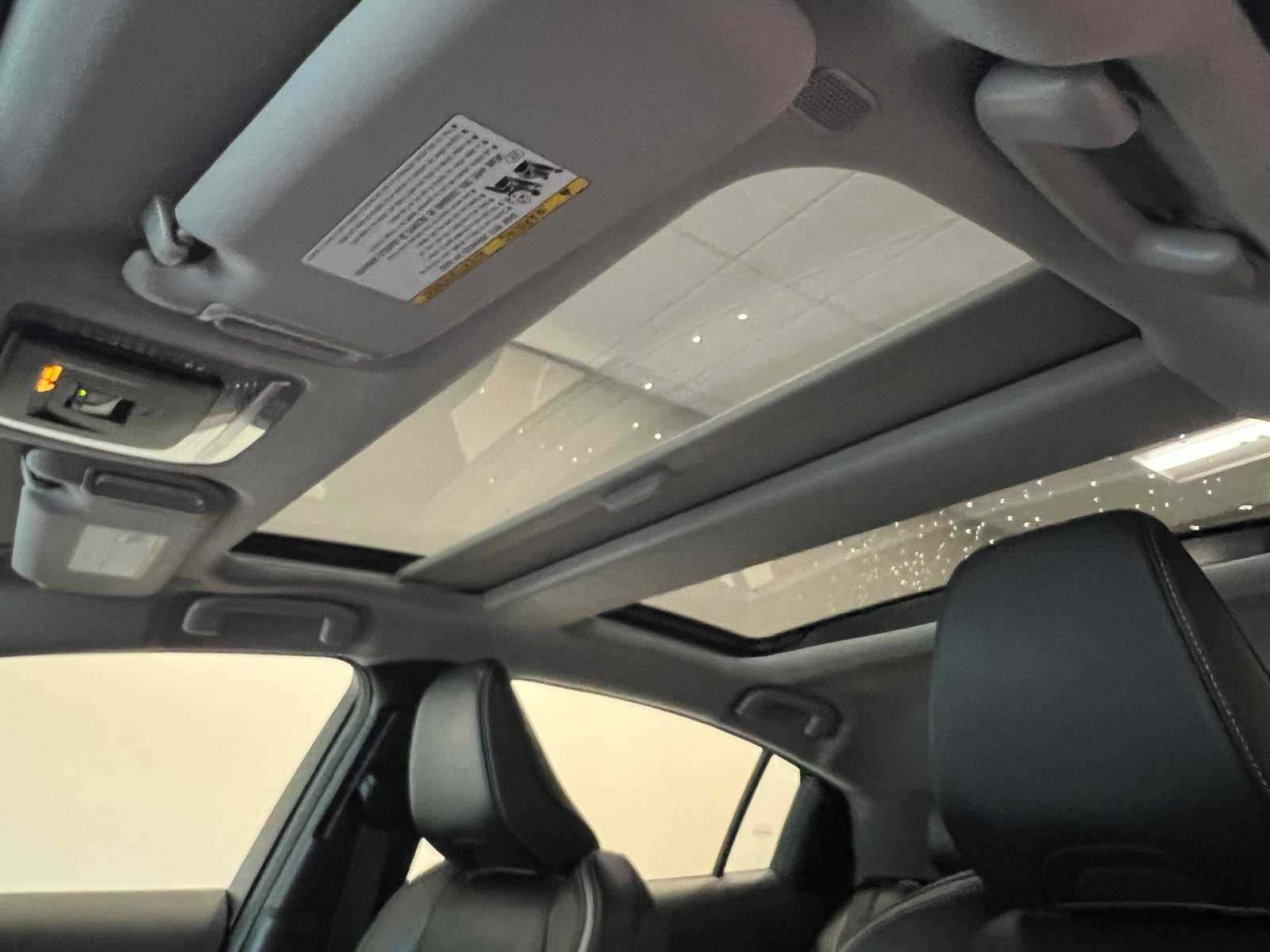 Thumbnail: 2024 Toyota Prius - 17