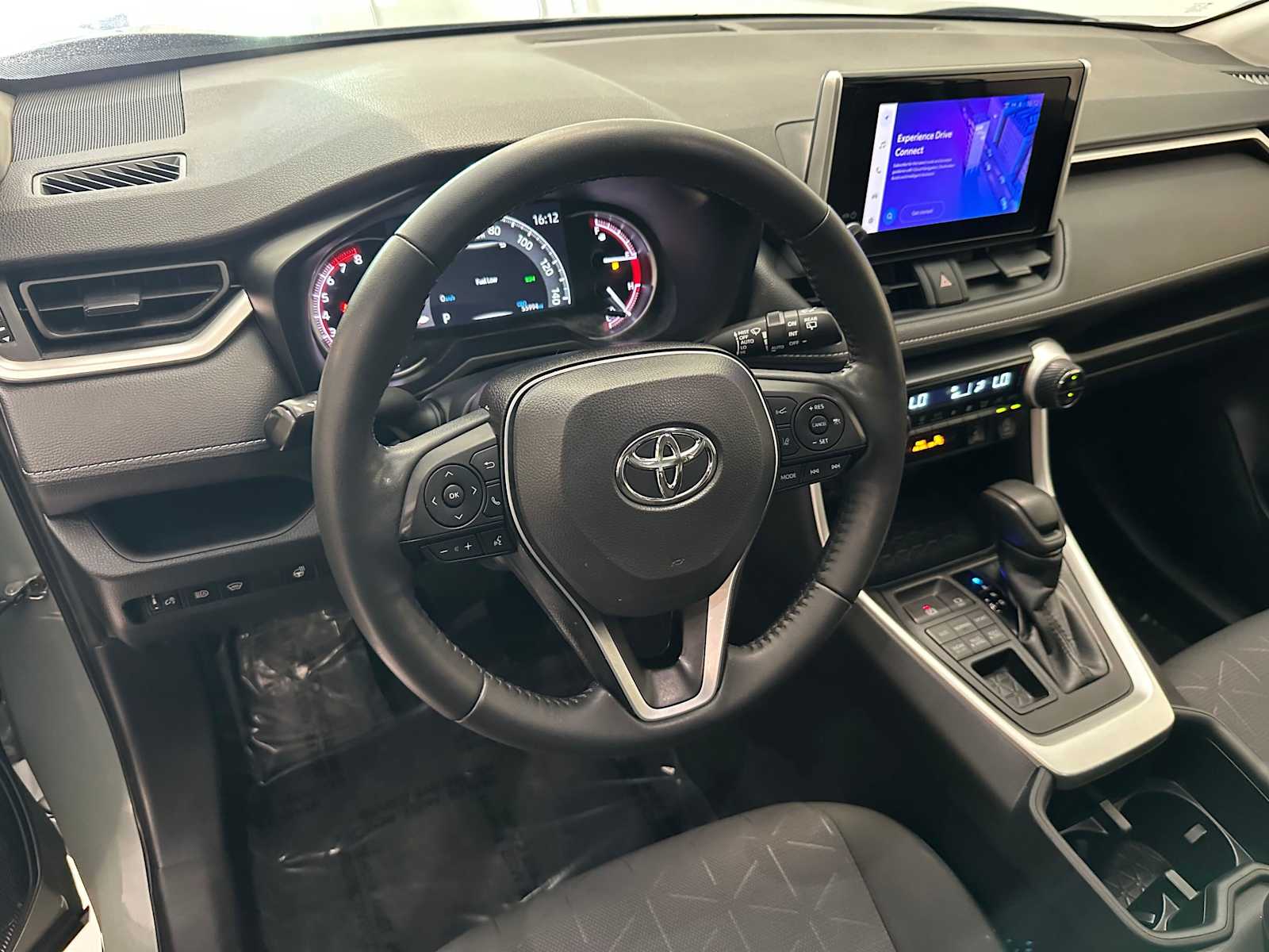 Thumbnail: 2023 Toyota RAV4 - 2