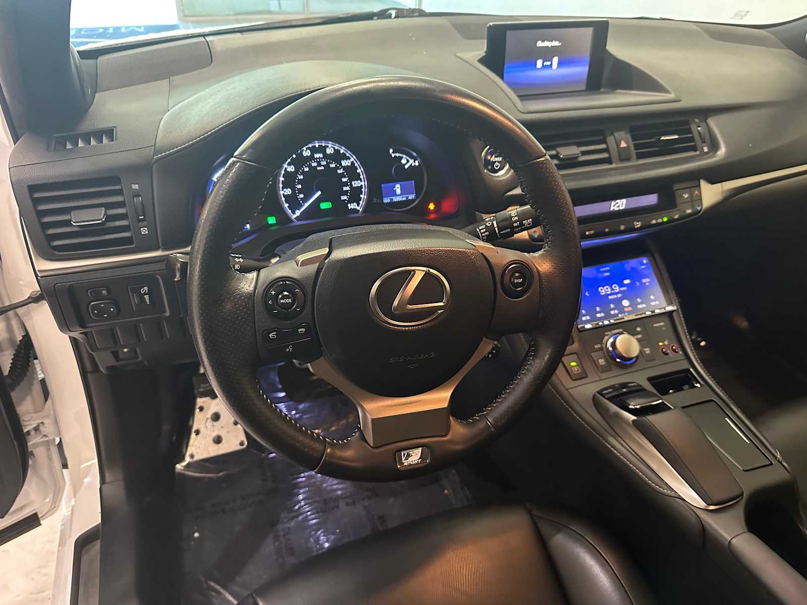 Thumbnail: 2014 Lexus CT - 2