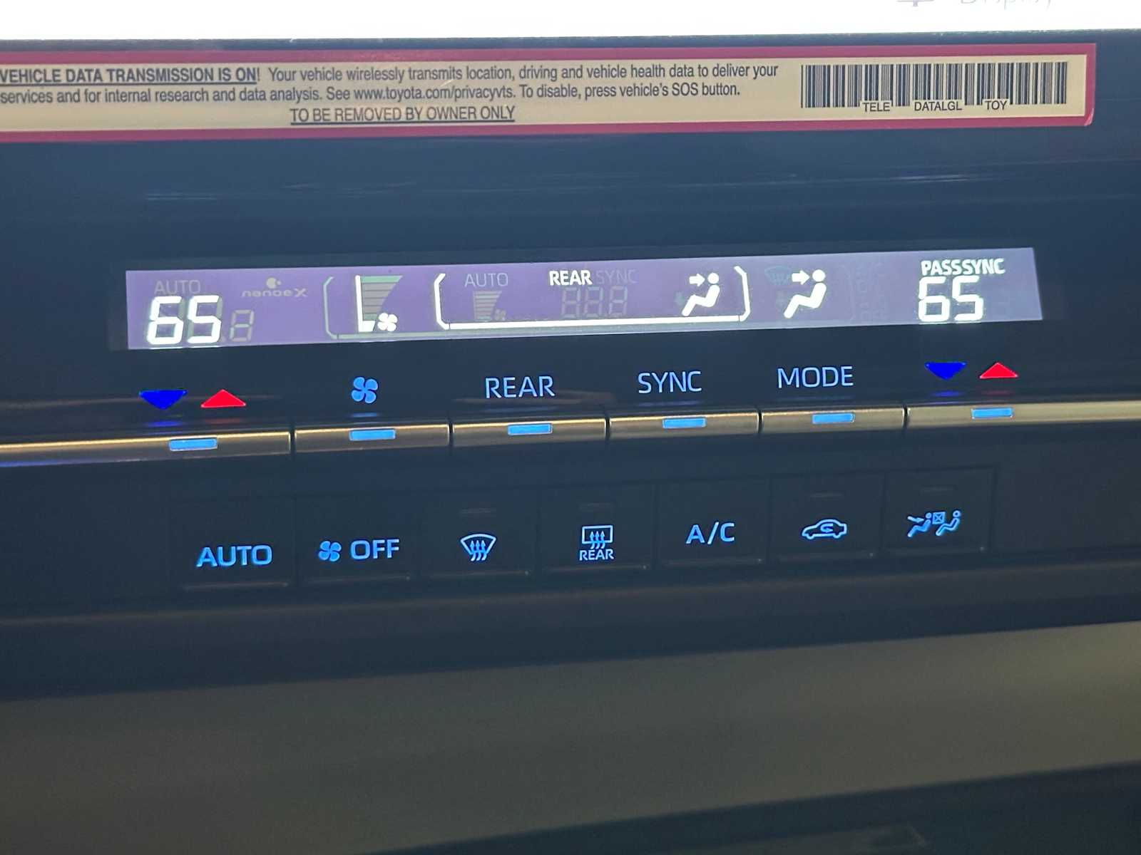 Thumbnail: 2024 Toyota Sienna - 14